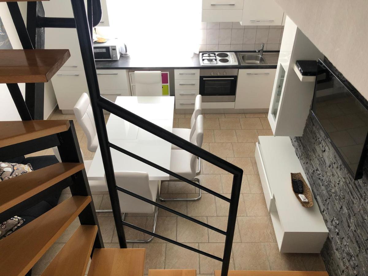 Ester Apartament Lopar