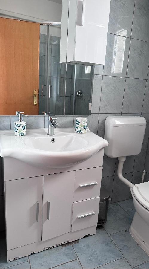 Apartament Ester *