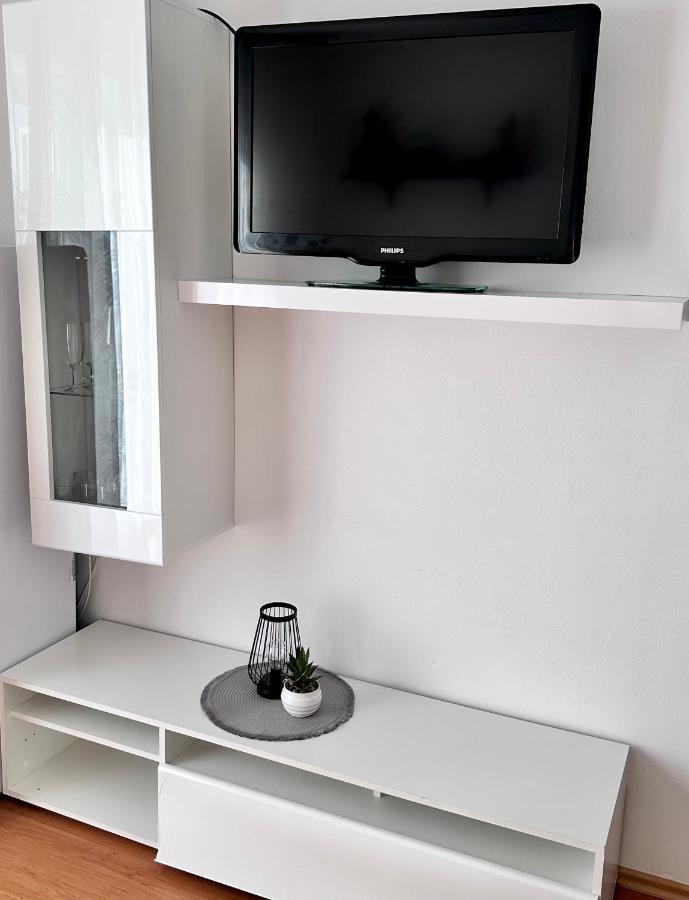 Apartament Ester *