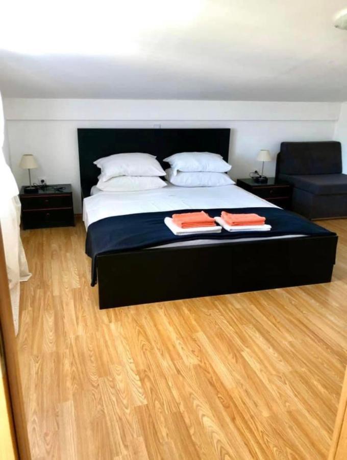 Ester Apartament Lopar